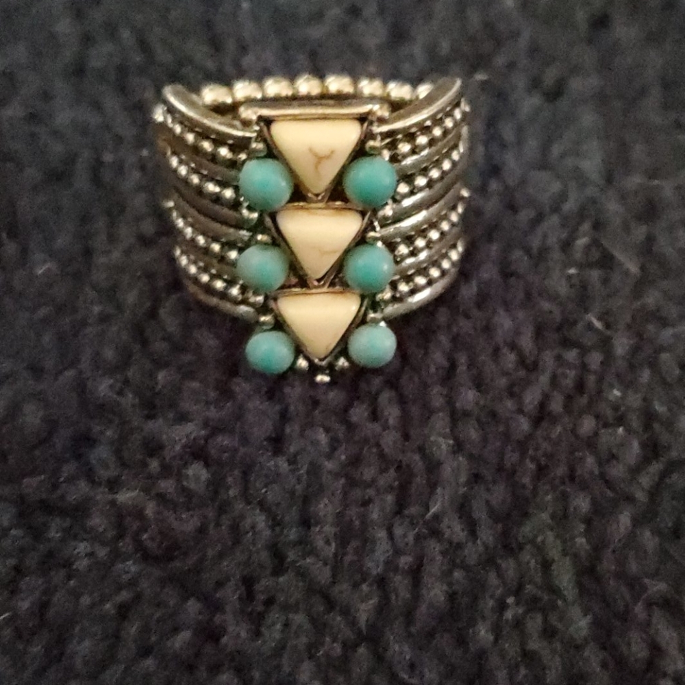 Ring - Picture 2 of 2